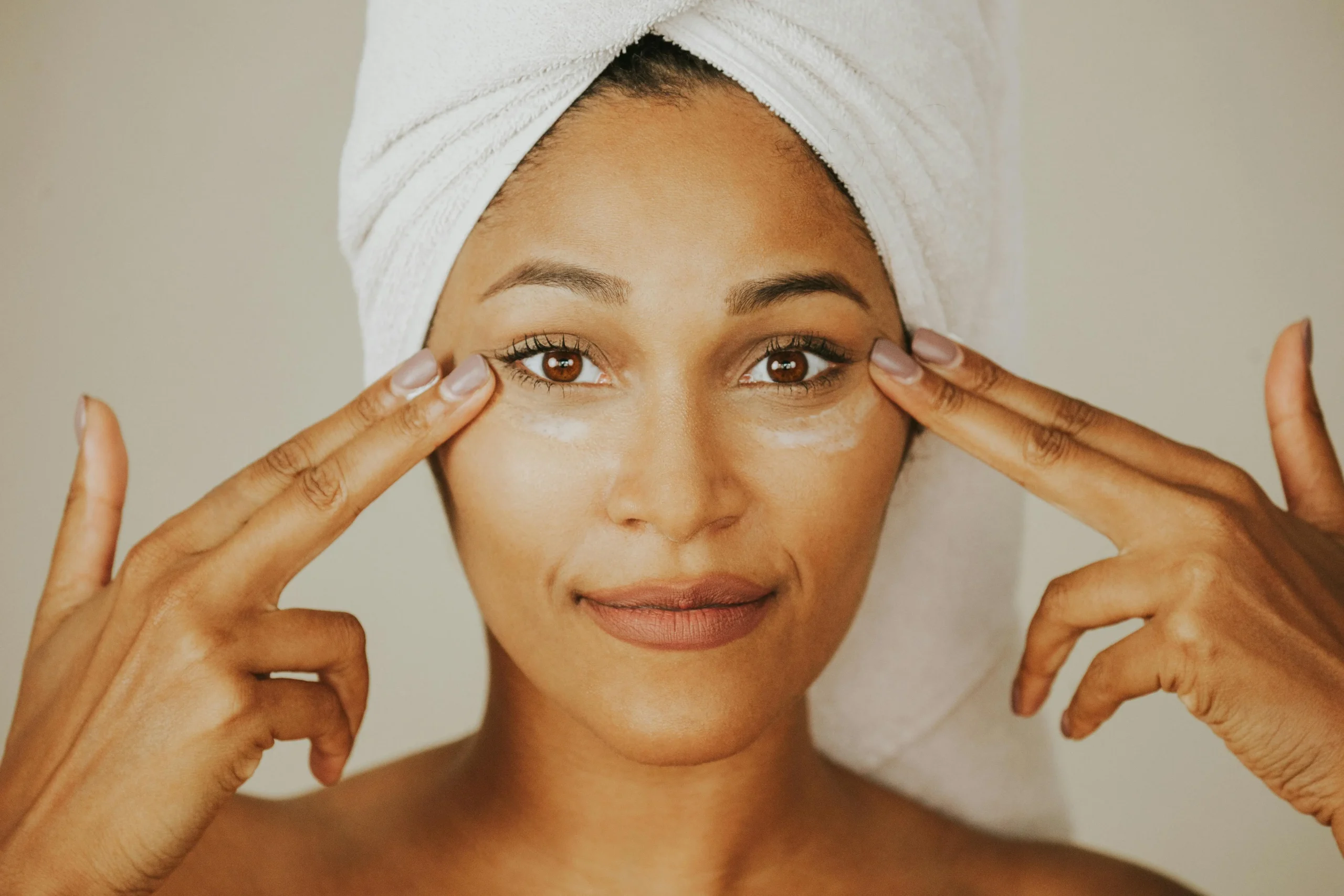 Advanced Skincare Ingredients: Unlock Radiance and Combat Aging