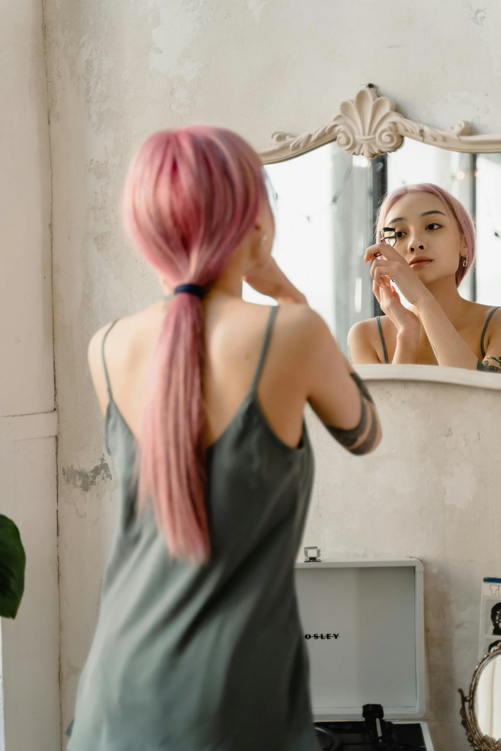 The Ultimate Guide to a Flawless Glow: 5 Simple Steps to Radiant Skin