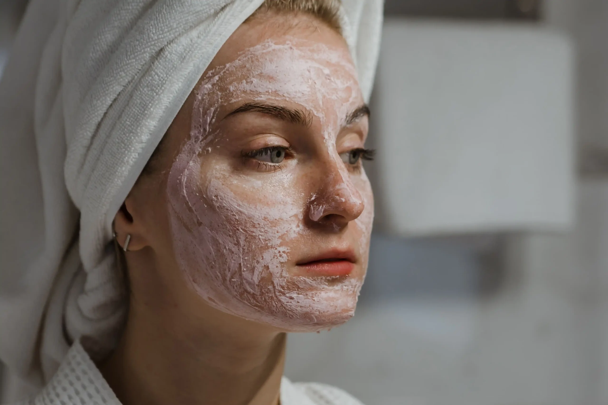 Dry Skin in September: How to Prevent Seasonal Dehydration Before Fall